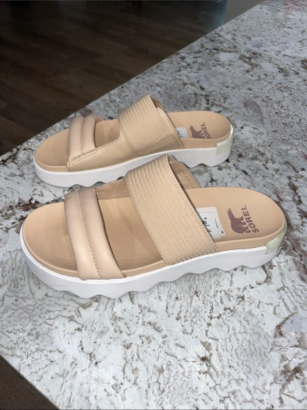 Women’s Sorel sandals - brand new